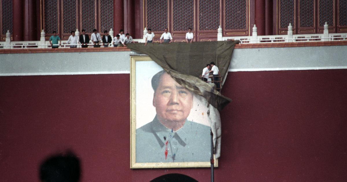 Mao’s China: The Decline of a Dynasty