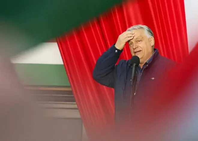 How to Beat an Autocrat