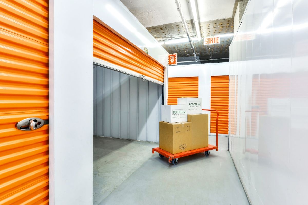Leaving Home for the Summer? How Families Can Store Their Belongings With Less Hassle